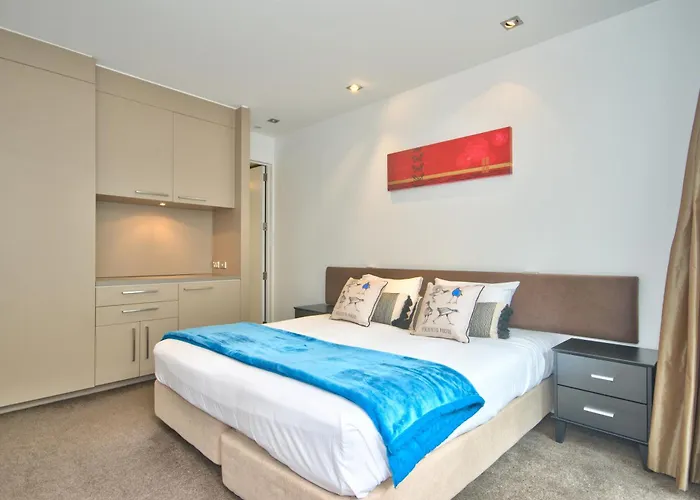 Charlies Queenstown Studio Apt 103B